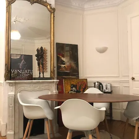 Cosy 2 Room 50M2 Parisian Classic Flat - Passy, 16Th Arrondissement, Near Eiffel Tower Exterior photo