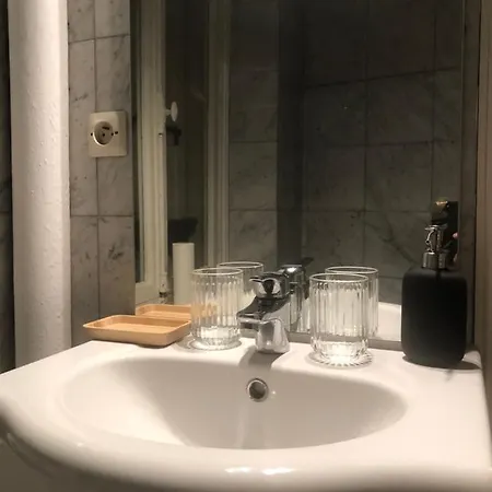 Cosy 2 Room 50M2 Parisian Classic Flat - Passy, 16Th Arrondissement, Near Eiffel Tower Exterior photo