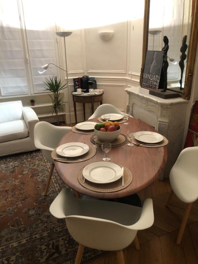 Cosy 2 50m2 Parisian Classic Flat - Passy, 16th Arrondissement, Near Eiffel Tower Appartamento *
